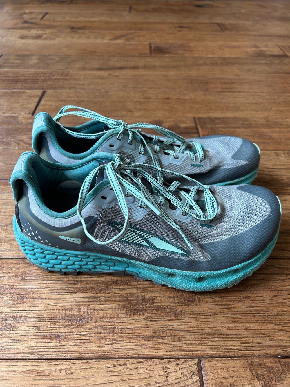 Altra Timp 4 Trail Running Shoes Foot Shape Zero Drop Gray Teal Womens Size 9.5